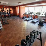 Best Western Plus Burlington Inn & Suites