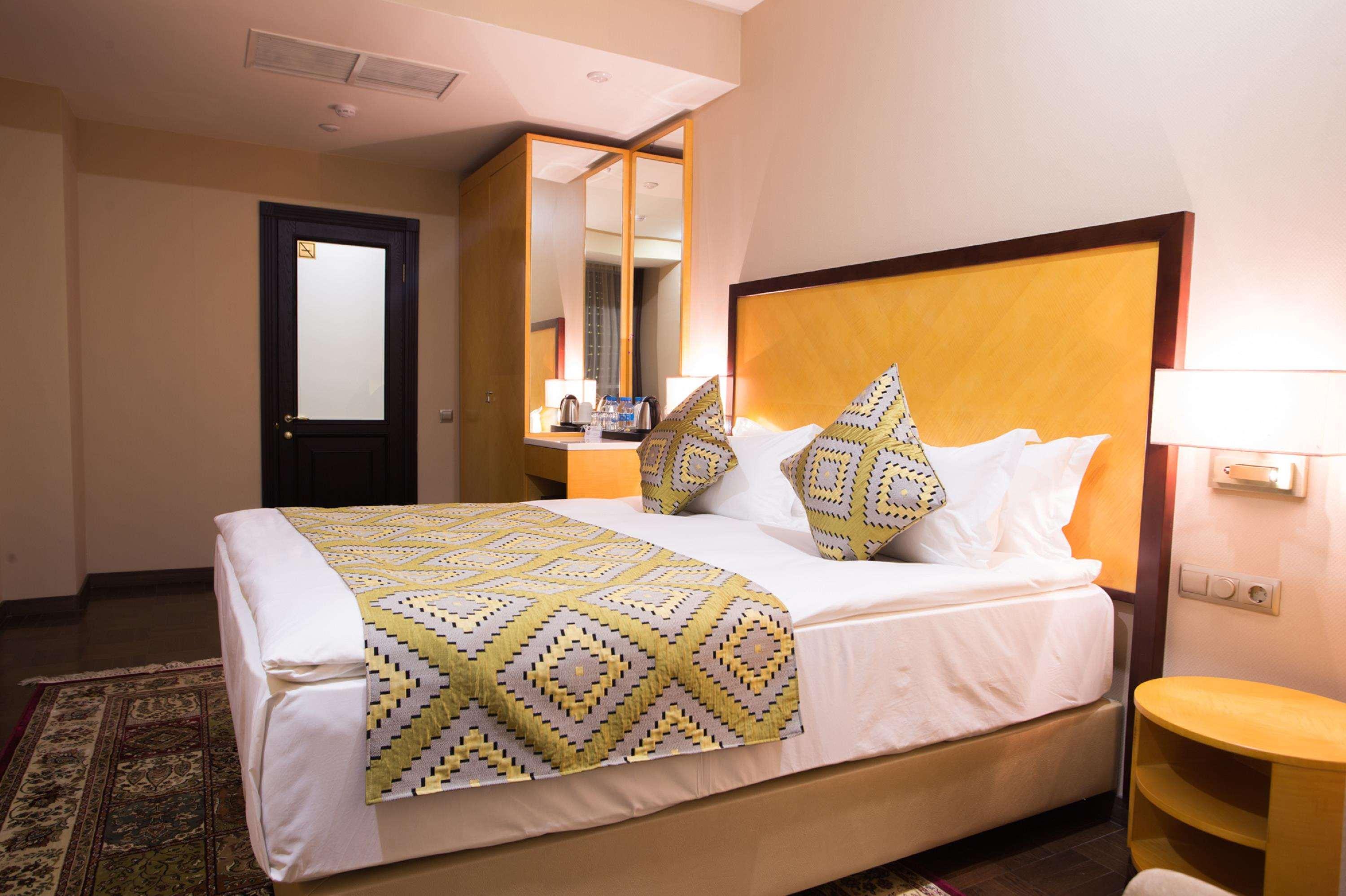 Hotel Western & 3*